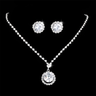 Elegant and Classic bridal jewelry for special occasion